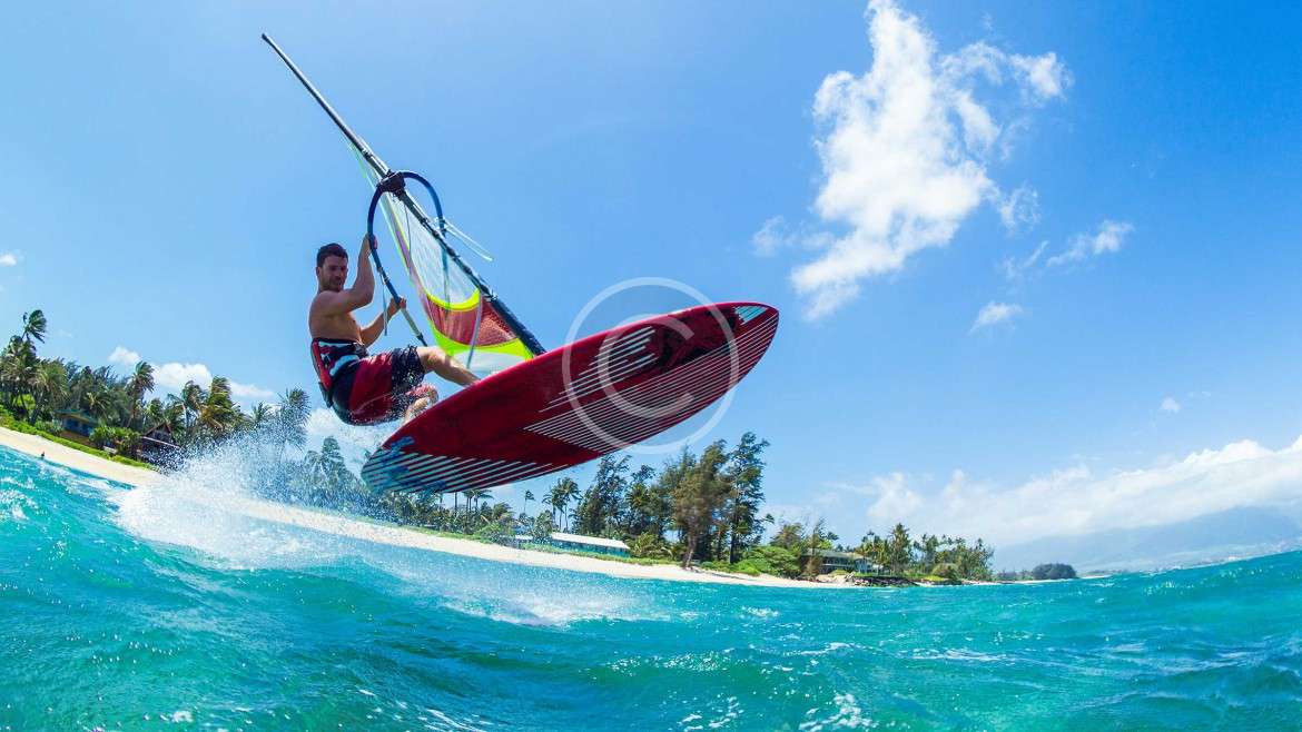 Kayaking vs Windsurfing: Which Water Sport Should You Choose?