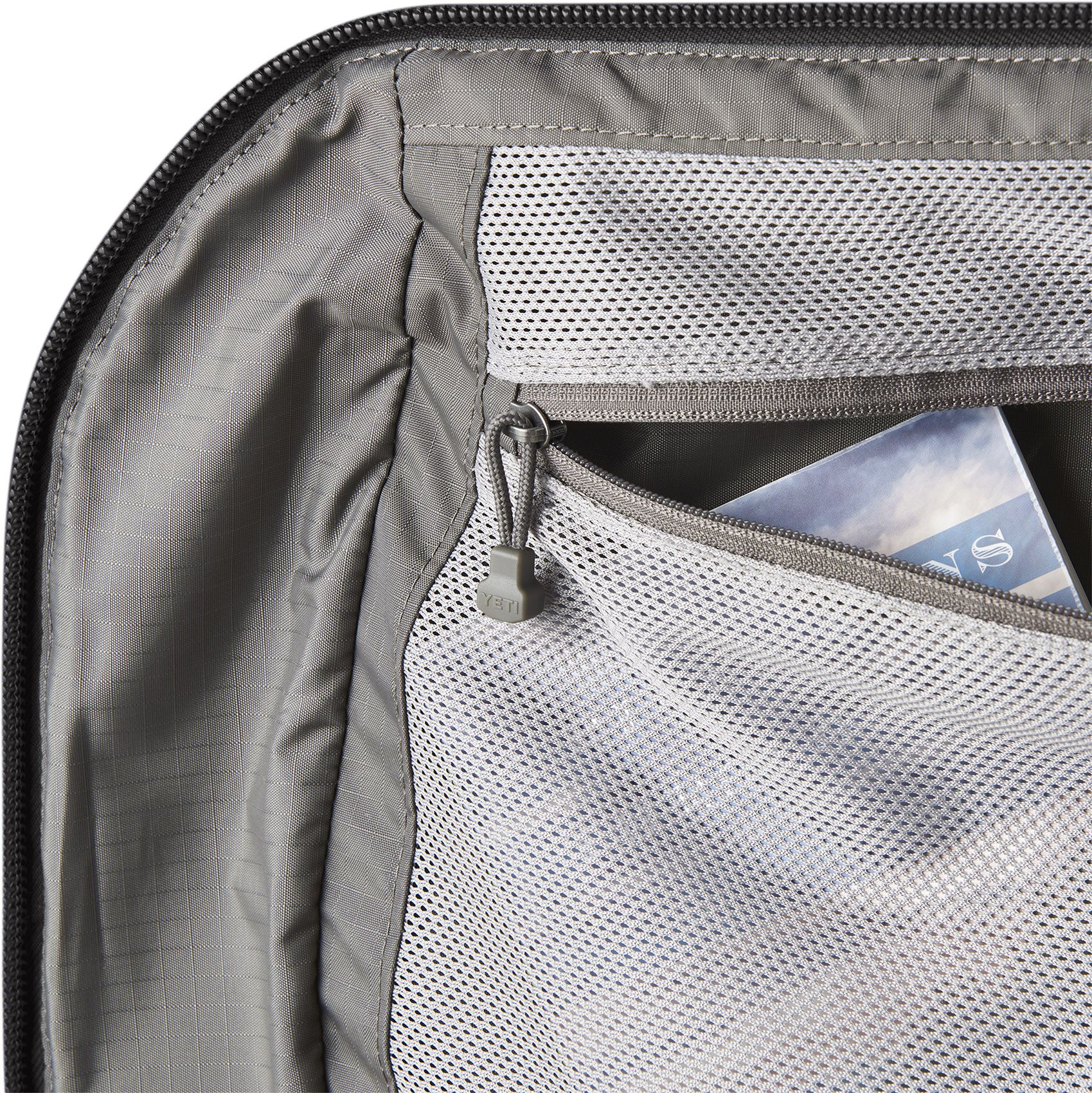 YETI Crossroads 40L Duffel Bag - Image 4